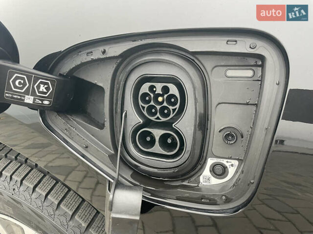 Черный Ягуар I-Pace, объемом двигателя 0 л и пробегом 64 тыс. км за 35900 $, фото 20 на Automoto.ua