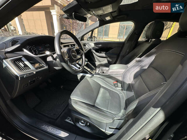 Чорний Ягуар I-Pace, об'ємом двигуна 0 л та пробігом 64 тис. км за 37900 $, фото 31 на Automoto.ua