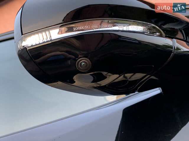 Черный Ягуар I-Pace, объемом двигателя 0 л и пробегом 76 тыс. км за 35499 $, фото 30 на Automoto.ua