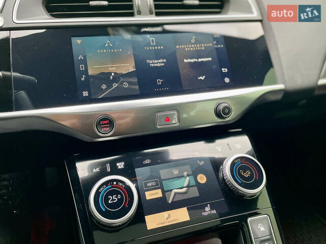 Черный Ягуар I-Pace, объемом двигателя 0 л и пробегом 41 тыс. км за 50999 $, фото 49 на Automoto.ua