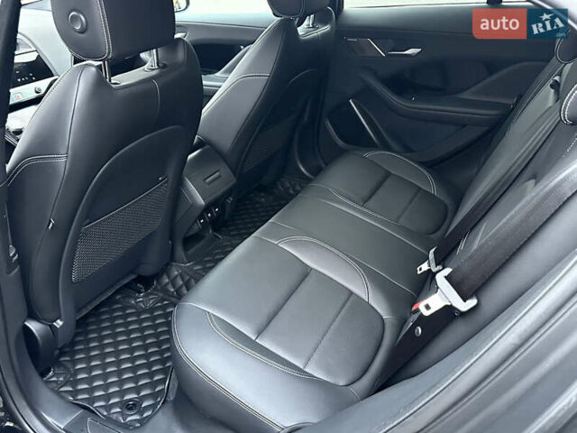 Черный Ягуар I-Pace, объемом двигателя 0 л и пробегом 34 тыс. км за 43000 $, фото 17 на Automoto.ua