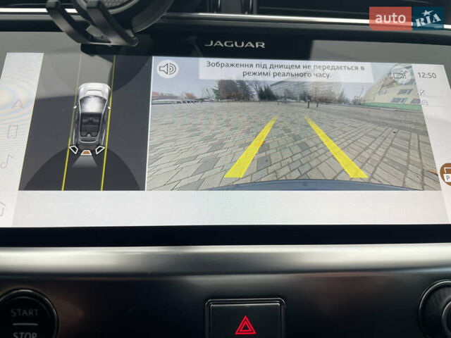 Черный Ягуар I-Pace, объемом двигателя 0 л и пробегом 64 тыс. км за 35900 $, фото 44 на Automoto.ua