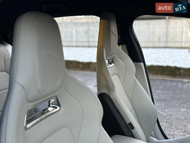 Черный Ягуар I-Pace, объемом двигателя 0 л и пробегом 120 тыс. км за 32990 $, фото 21 на Automoto.ua