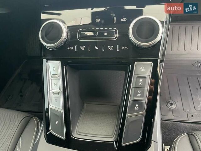 Черный Ягуар I-Pace, объемом двигателя 0 л и пробегом 64 тыс. км за 35900 $, фото 40 на Automoto.ua