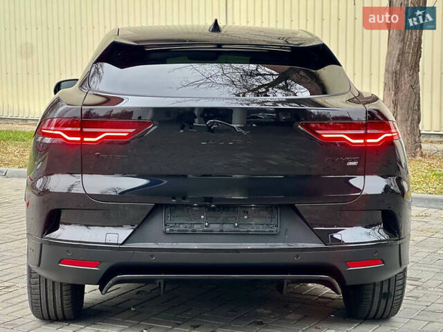 Черный Ягуар I-Pace, объемом двигателя 0 л и пробегом 57 тыс. км за 31500 $, фото 10 на Automoto.ua