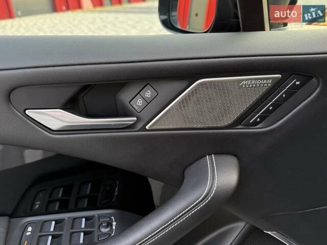 Черный Ягуар I-Pace, объемом двигателя 0 л и пробегом 23 тыс. км за 43600 $, фото 33 на Automoto.ua