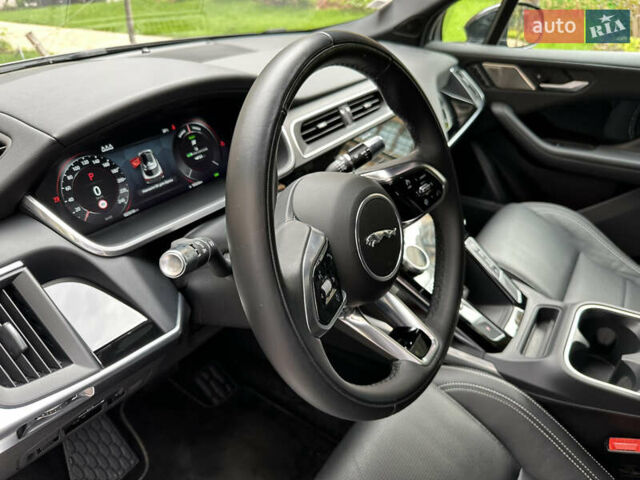 Черный Ягуар I-Pace, объемом двигателя 0 л и пробегом 25 тыс. км за 38500 $, фото 43 на Automoto.ua