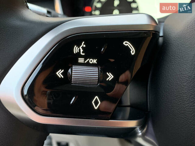 Черный Ягуар I-Pace, объемом двигателя 0 л и пробегом 76 тыс. км за 35499 $, фото 78 на Automoto.ua