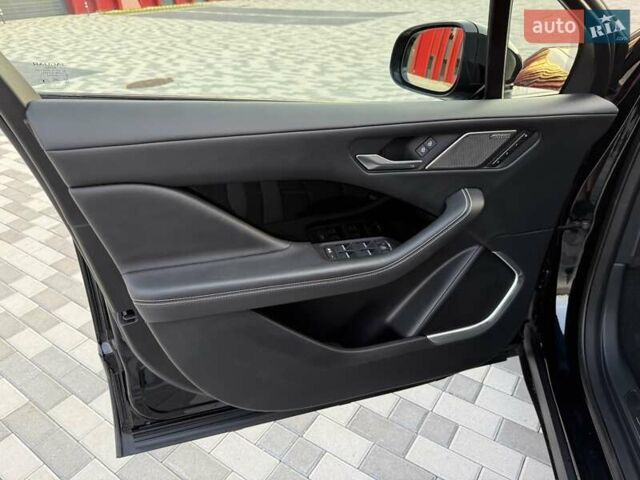 Черный Ягуар I-Pace, объемом двигателя 0 л и пробегом 23 тыс. км за 43600 $, фото 32 на Automoto.ua