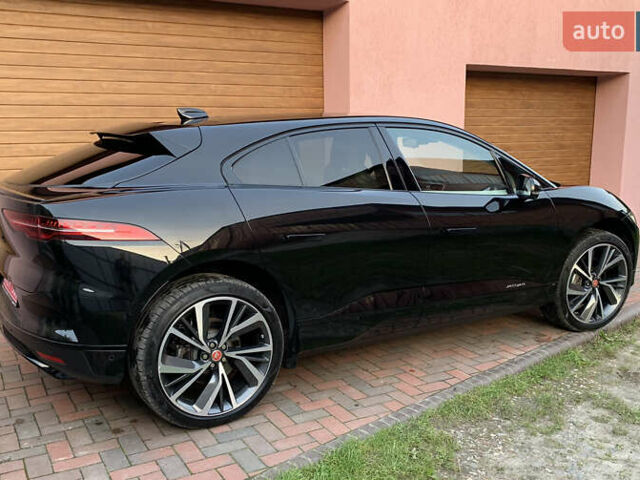 Черный Ягуар I-Pace, объемом двигателя 0 л и пробегом 76 тыс. км за 35499 $, фото 6 на Automoto.ua