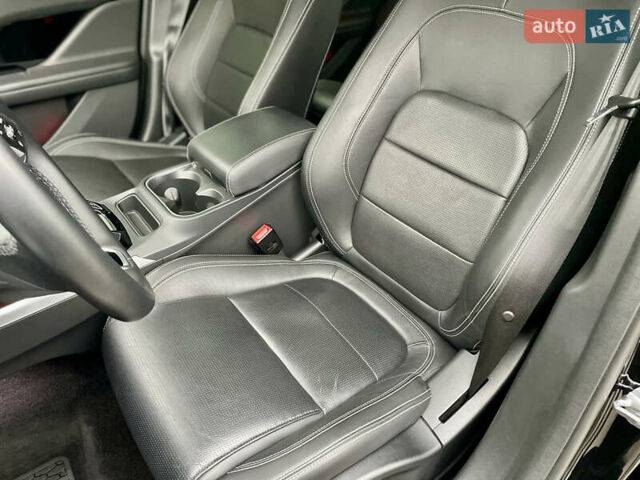 Черный Ягуар I-Pace, объемом двигателя 0 л и пробегом 41 тыс. км за 49999 $, фото 31 на Automoto.ua