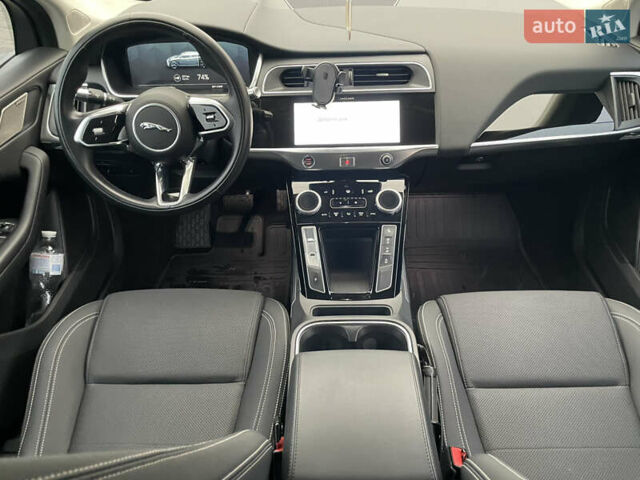 Черный Ягуар I-Pace, объемом двигателя 0 л и пробегом 64 тыс. км за 35900 $, фото 34 на Automoto.ua