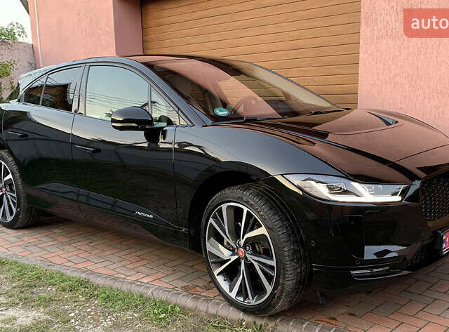 Черный Ягуар I-Pace, объемом двигателя 0 л и пробегом 76 тыс. км за 35499 $, фото 3 на Automoto.ua