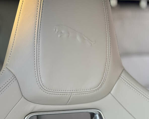 Черный Ягуар I-Pace, объемом двигателя 0 л и пробегом 120 тыс. км за 32990 $, фото 20 на Automoto.ua