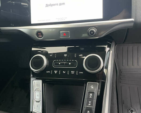 Черный Ягуар I-Pace, объемом двигателя 0 л и пробегом 64 тыс. км за 35900 $, фото 39 на Automoto.ua