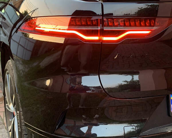Черный Ягуар I-Pace, объемом двигателя 0 л и пробегом 76 тыс. км за 35499 $, фото 22 на Automoto.ua