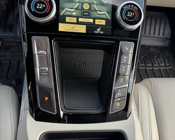 Черный Ягуар I-Pace, объемом двигателя 0 л и пробегом 120 тыс. км за 32990 $, фото 35 на Automoto.ua
