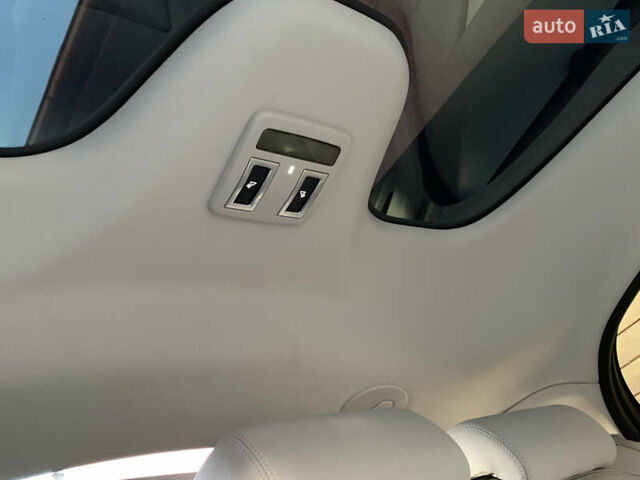 Черный Ягуар I-Pace, объемом двигателя 0 л и пробегом 76 тыс. км за 35499 $, фото 72 на Automoto.ua