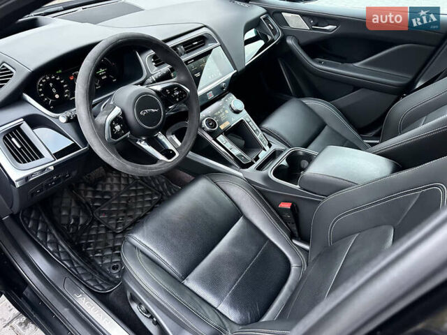 Черный Ягуар I-Pace, объемом двигателя 0 л и пробегом 34 тыс. км за 43000 $, фото 8 на Automoto.ua