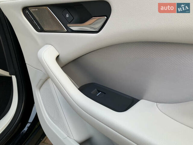 Черный Ягуар I-Pace, объемом двигателя 0 л и пробегом 76 тыс. км за 35499 $, фото 57 на Automoto.ua