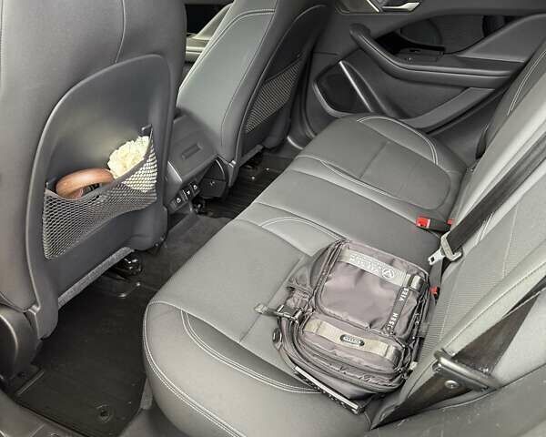 Ягуар I-Pace 2022 в Днепре (Днепропетровске) на Automoto.ua Черный Ягуар I-Pace, объемом двигателя 0 л и пробегом 63 тыс. км за 39850 $, фото 8 на Automoto.ua