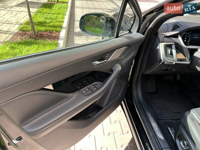 Чорний Ягуар I-Pace, об'ємом двигуна 0 л та пробігом 64 тис. км за 37900 $, фото 30 на Automoto.ua
