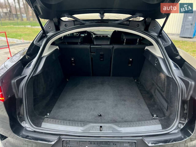 Черный Ягуар I-Pace, объемом двигателя 0 л и пробегом 57 тыс. км за 31500 $, фото 23 на Automoto.ua