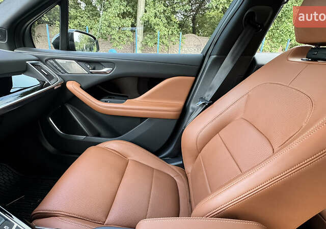 Чорний Ягуар I-Pace, об'ємом двигуна 0 л та пробігом 116 тис. км за 43000 $, фото 19 на Automoto.ua