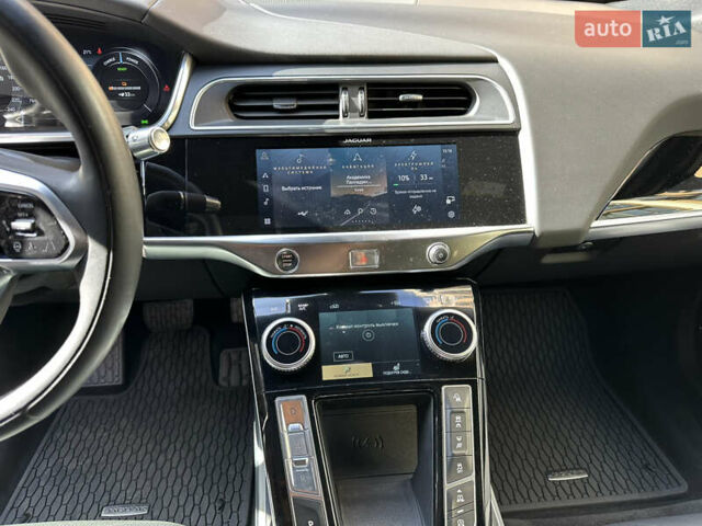 Чорний Ягуар I-Pace, об'ємом двигуна 0 л та пробігом 64 тис. км за 37900 $, фото 33 на Automoto.ua
