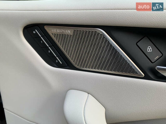 Черный Ягуар I-Pace, объемом двигателя 0 л и пробегом 76 тыс. км за 35499 $, фото 58 на Automoto.ua