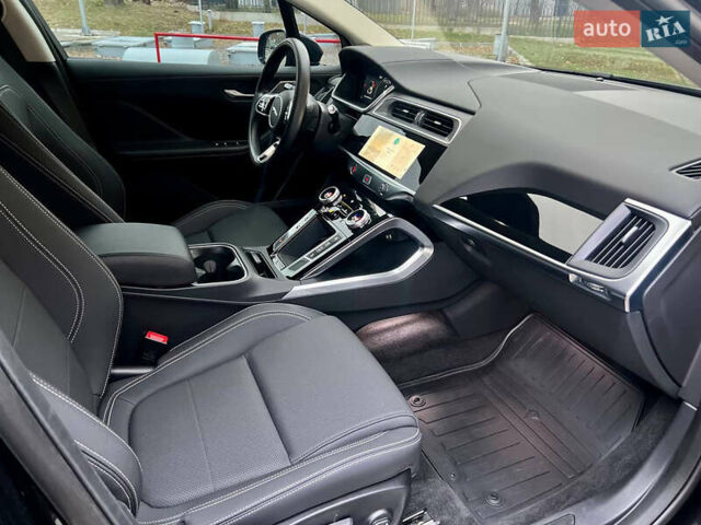 Черный Ягуар I-Pace, объемом двигателя 0 л и пробегом 57 тыс. км за 31500 $, фото 27 на Automoto.ua