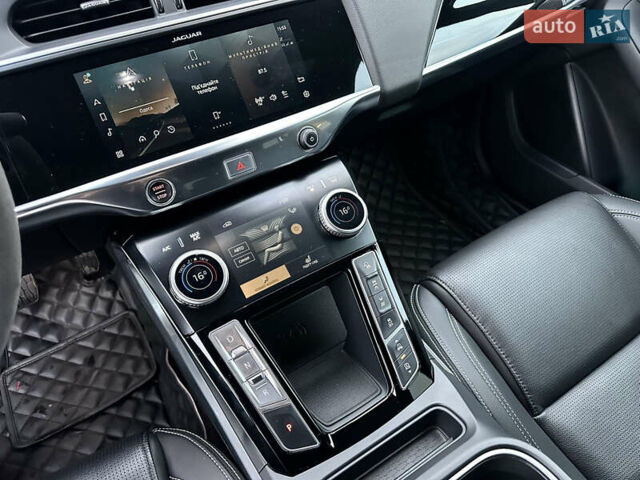 Черный Ягуар I-Pace, объемом двигателя 0 л и пробегом 34 тыс. км за 43000 $, фото 13 на Automoto.ua