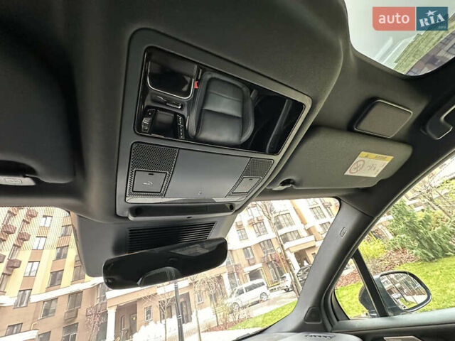 Черный Ягуар I-Pace, объемом двигателя 0 л и пробегом 29 тыс. км за 41900 $, фото 21 на Automoto.ua