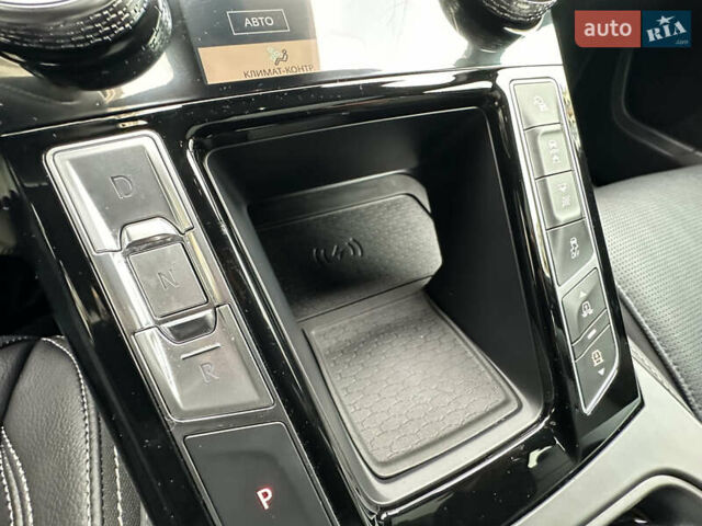 Черный Ягуар I-Pace, объемом двигателя 0 л и пробегом 29 тыс. км за 41900 $, фото 22 на Automoto.ua