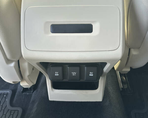 Черный Ягуар I-Pace, объемом двигателя 0 л и пробегом 22 тыс. км за 52000 $, фото 23 на Automoto.ua