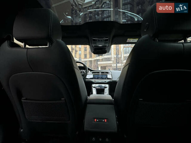Черный Ягуар I-Pace, объемом двигателя 0 л и пробегом 29 тыс. км за 41900 $, фото 30 на Automoto.ua