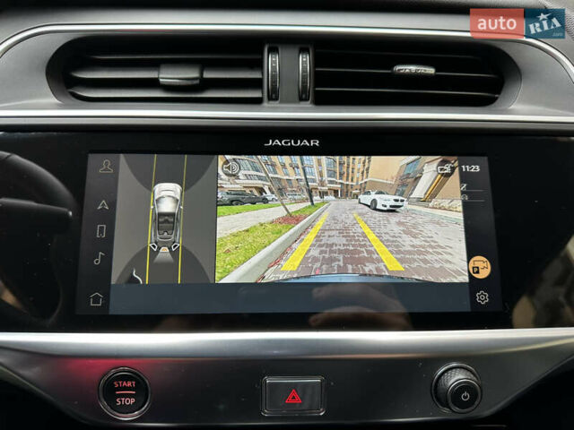 Черный Ягуар I-Pace, объемом двигателя 0 л и пробегом 29 тыс. км за 41900 $, фото 26 на Automoto.ua