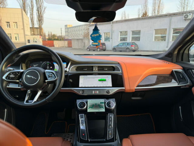 Чорний Ягуар I-Pace, об'ємом двигуна 0 л та пробігом 67 тис. км за 33990 $, фото 21 на Automoto.ua