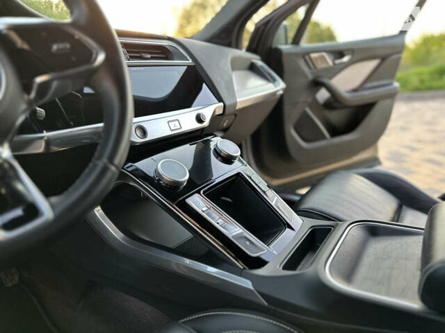 Коричневый Ягуар I-Pace, объемом двигателя 0 л и пробегом 74 тыс. км за 24999 $, фото 82 на Automoto.ua
