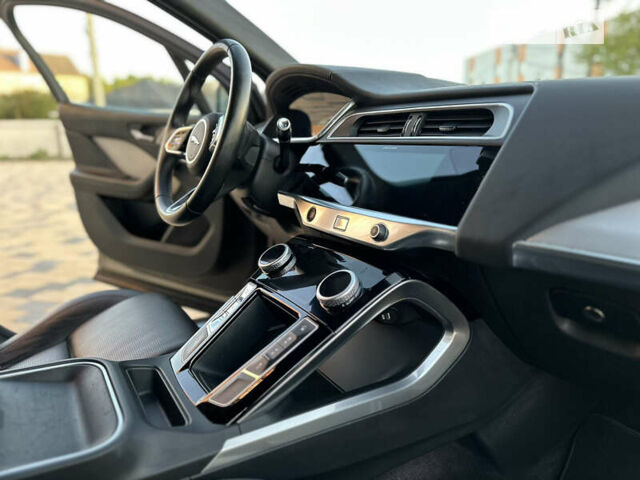 Коричневый Ягуар I-Pace, объемом двигателя 0 л и пробегом 74 тыс. км за 24999 $, фото 97 на Automoto.ua