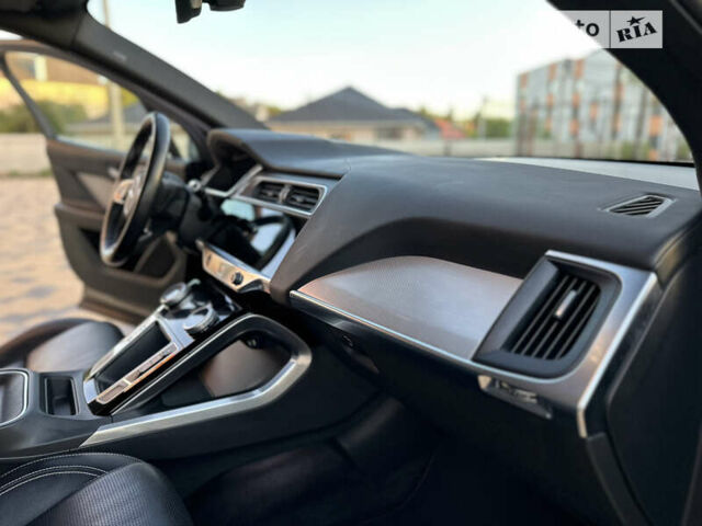 Коричневый Ягуар I-Pace, объемом двигателя 0 л и пробегом 74 тыс. км за 24999 $, фото 96 на Automoto.ua