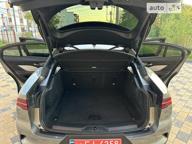 Коричневый Ягуар I-Pace, объемом двигателя 0 л и пробегом 74 тыс. км за 24999 $, фото 100 на Automoto.ua