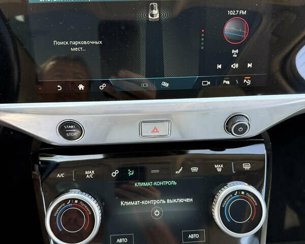Красный Ягуар I-Pace, объемом двигателя 0 л и пробегом 45 тыс. км за 27770 $, фото 6 на Automoto.ua