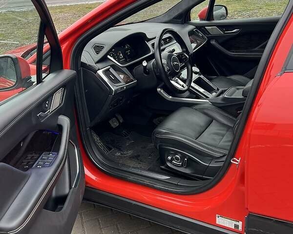Красный Ягуар I-Pace, объемом двигателя 0 л и пробегом 34 тыс. км за 45500 $, фото 10 на Automoto.ua