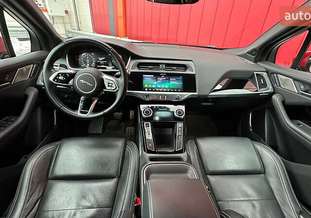 Красный Ягуар I-Pace, объемом двигателя 0 л и пробегом 95 тыс. км за 29000 $, фото 63 на Automoto.ua