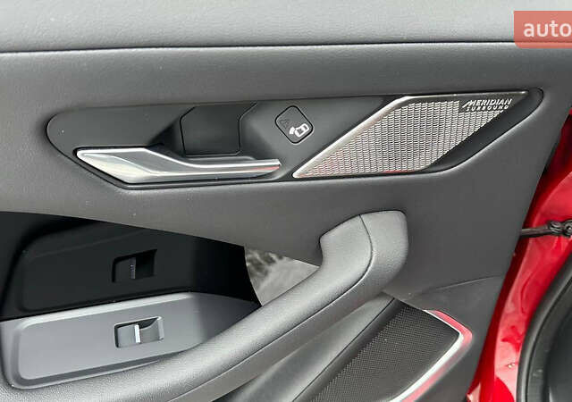Красный Ягуар I-Pace, объемом двигателя 0 л и пробегом 95 тыс. км за 29000 $, фото 44 на Automoto.ua