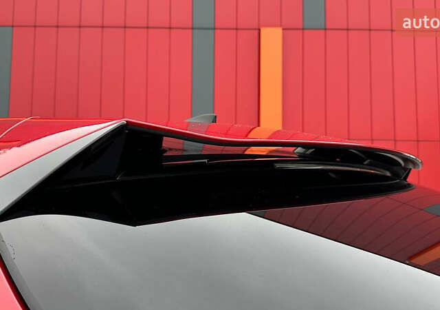 Красный Ягуар I-Pace, объемом двигателя 0 л и пробегом 95 тыс. км за 29000 $, фото 70 на Automoto.ua