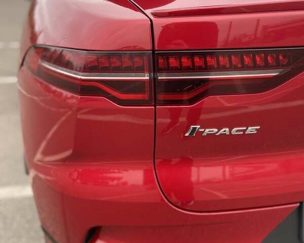 Красный Ягуар I-Pace, объемом двигателя 0 л и пробегом 107 тыс. км за 23500 $, фото 9 на Automoto.ua