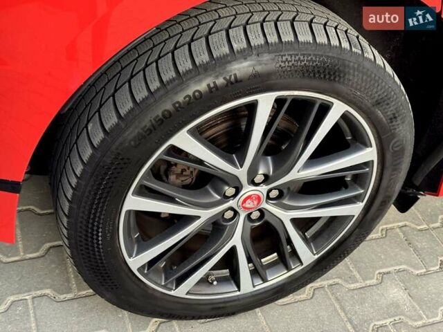 Красный Ягуар I-Pace, объемом двигателя 0 л и пробегом 120 тыс. км за 22990 $, фото 27 на Automoto.ua
