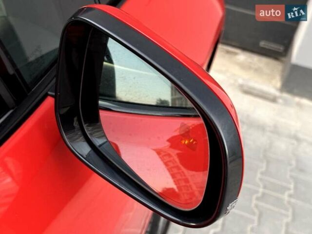 Красный Ягуар I-Pace, объемом двигателя 0 л и пробегом 120 тыс. км за 22990 $, фото 73 на Automoto.ua